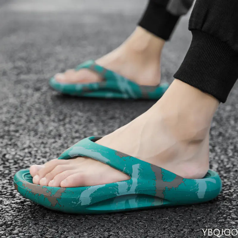 Men's Cushioned Beach & Home Flip Flops