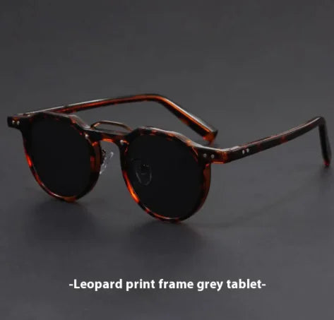 Small-Frame UV Sunglasses