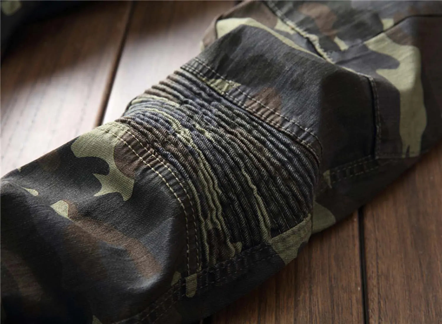 Urban Camo Slim Jeans in Army Green