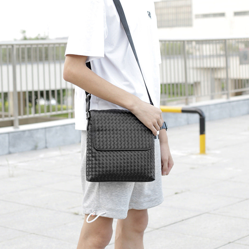 Woven Casual Shoulder Bag