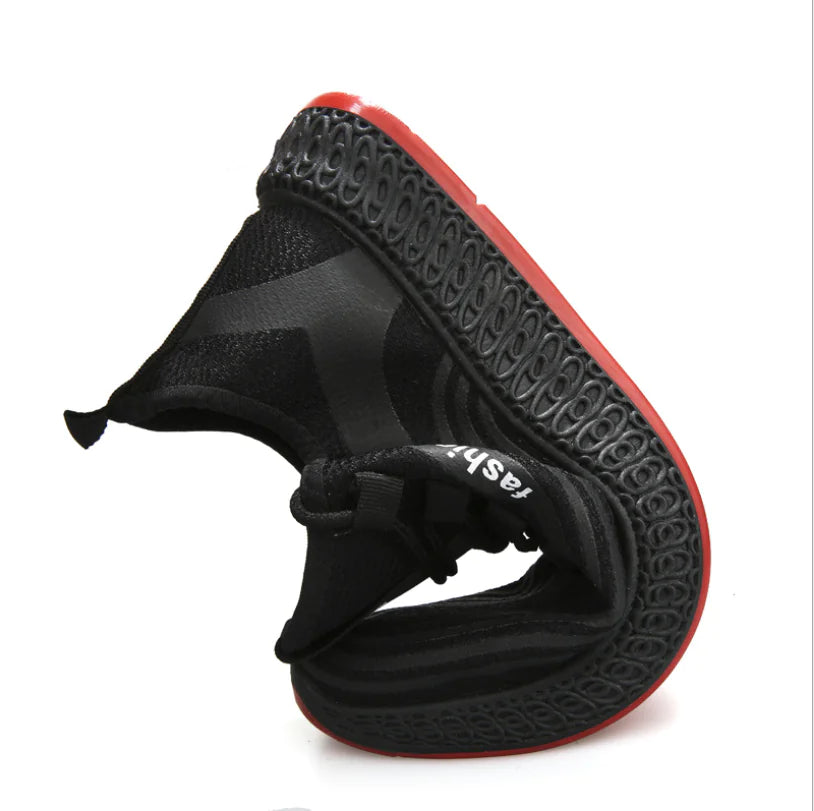 Men's Breezy Flyknit Casual Sneakers