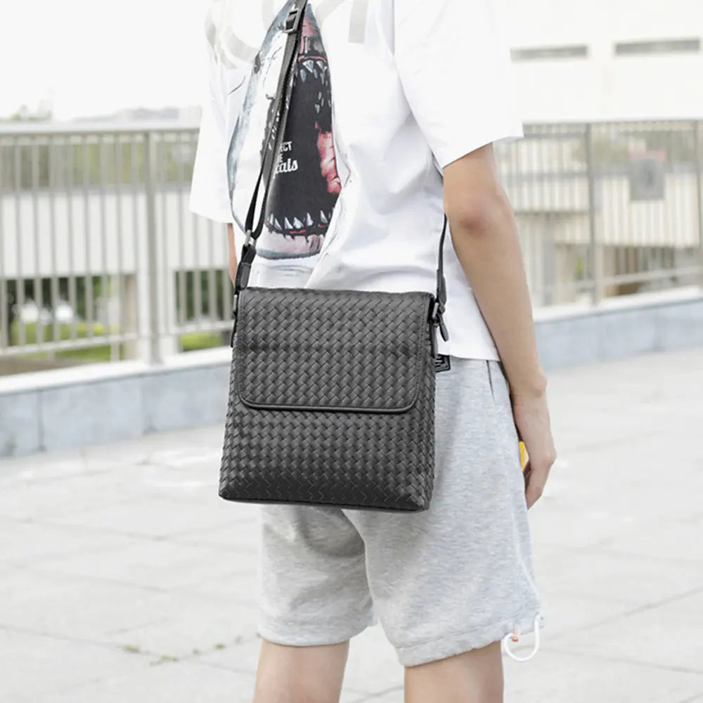 Woven Casual Shoulder Bag
